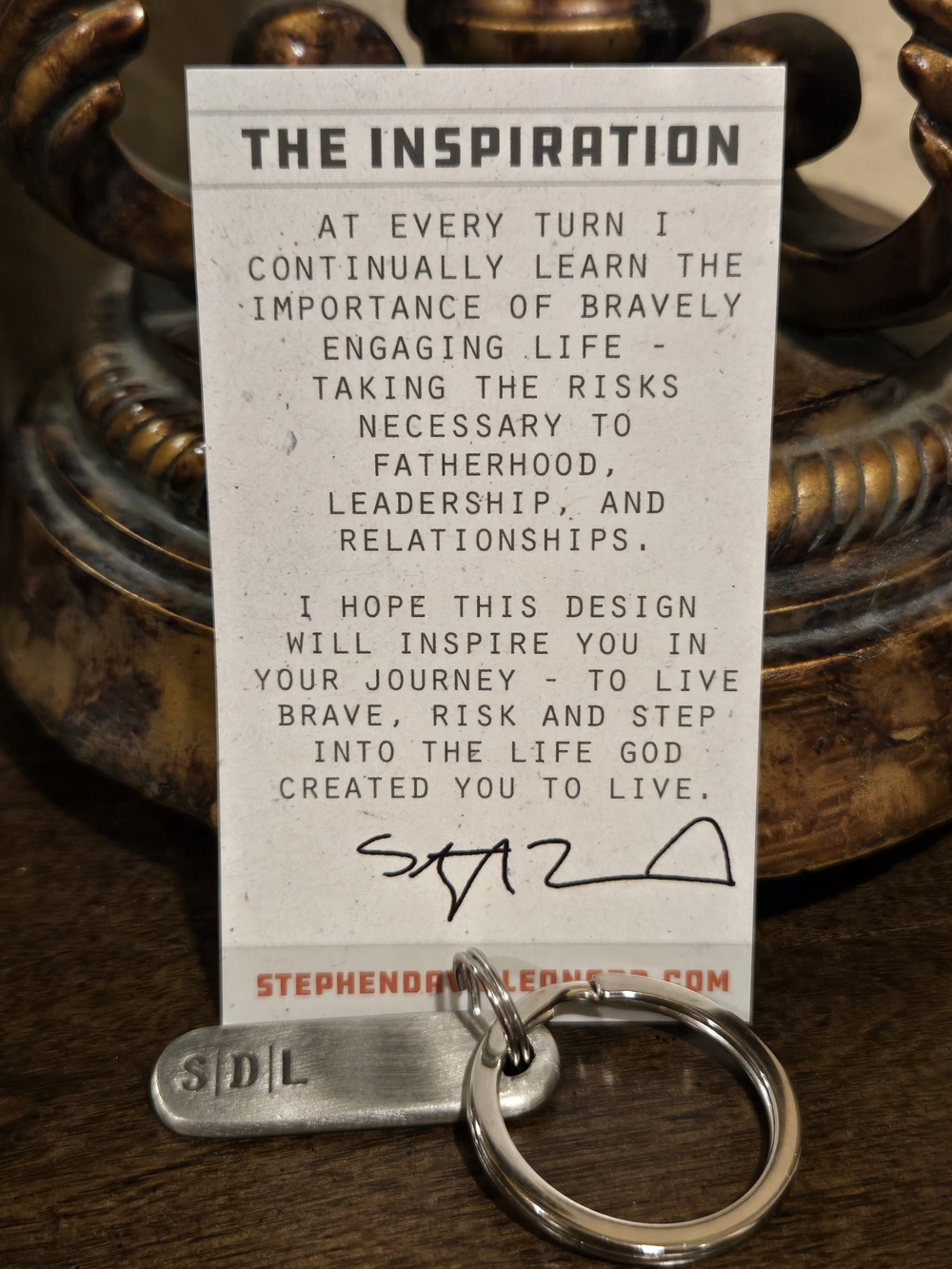 LIMITLESS Rounded Rectangular Pewter Inspirational Keychain - Picture 5 of 5